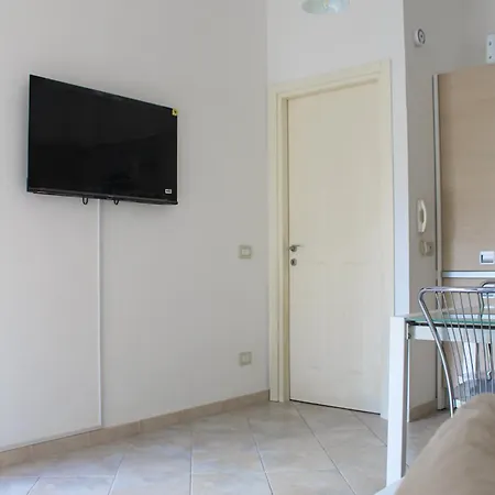 Stefanie Boutique * Iglesias