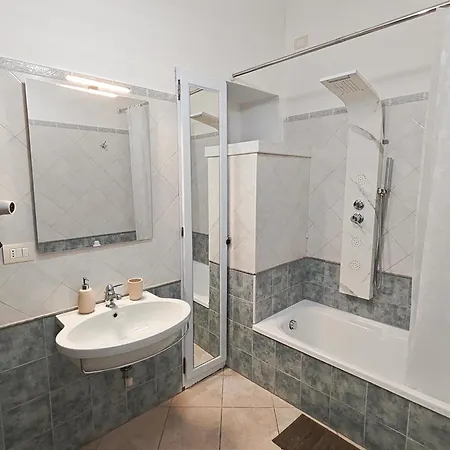 Stefanie Boutique 度假居 *